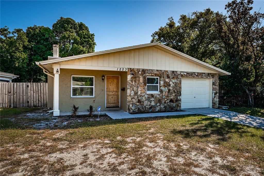 En Venta: $350,000 (2 camas, 2 baños, 1211 Pies cuadrados)