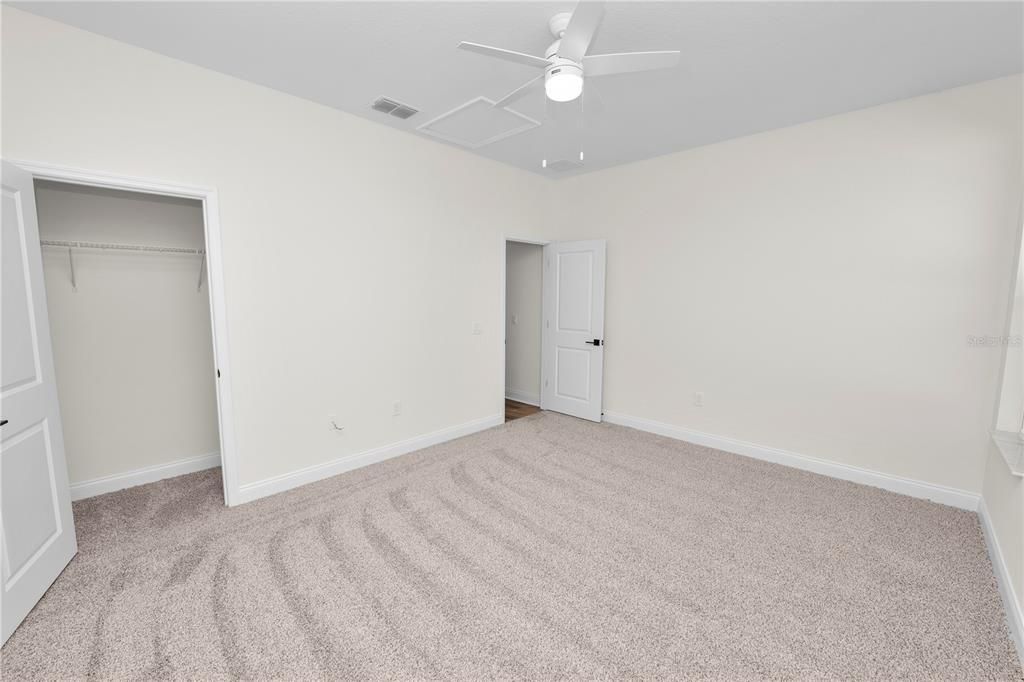 待售: $449,950 (4 贝兹, 2 浴室, 2225 平方英尺)