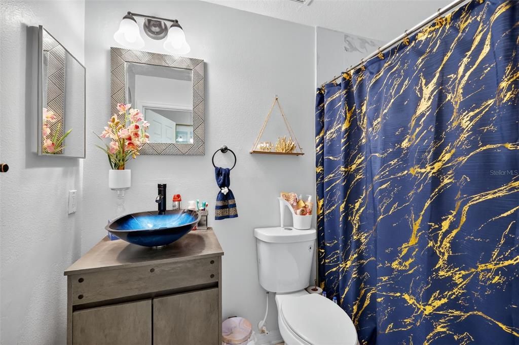 待售: $332,000 (4 贝兹, 2 浴室, 1874 平方英尺)