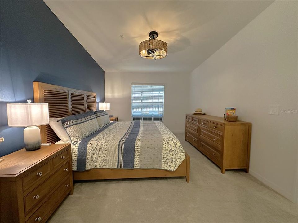 For Rent: $6,000 (2 beds, 2 baths, 1366 Square Feet)