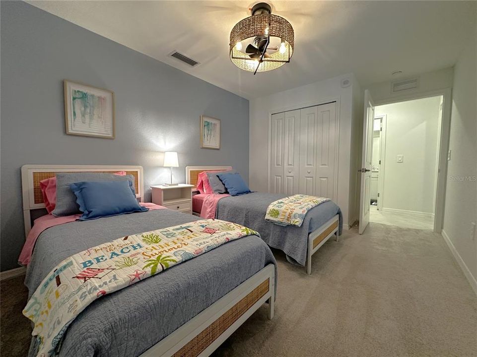 For Rent: $6,000 (2 beds, 2 baths, 1366 Square Feet)