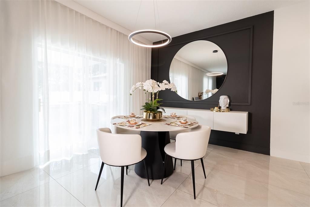 На продажу: $435,000 (4 спален, 2 ванн, 2406 Квадратных фут)