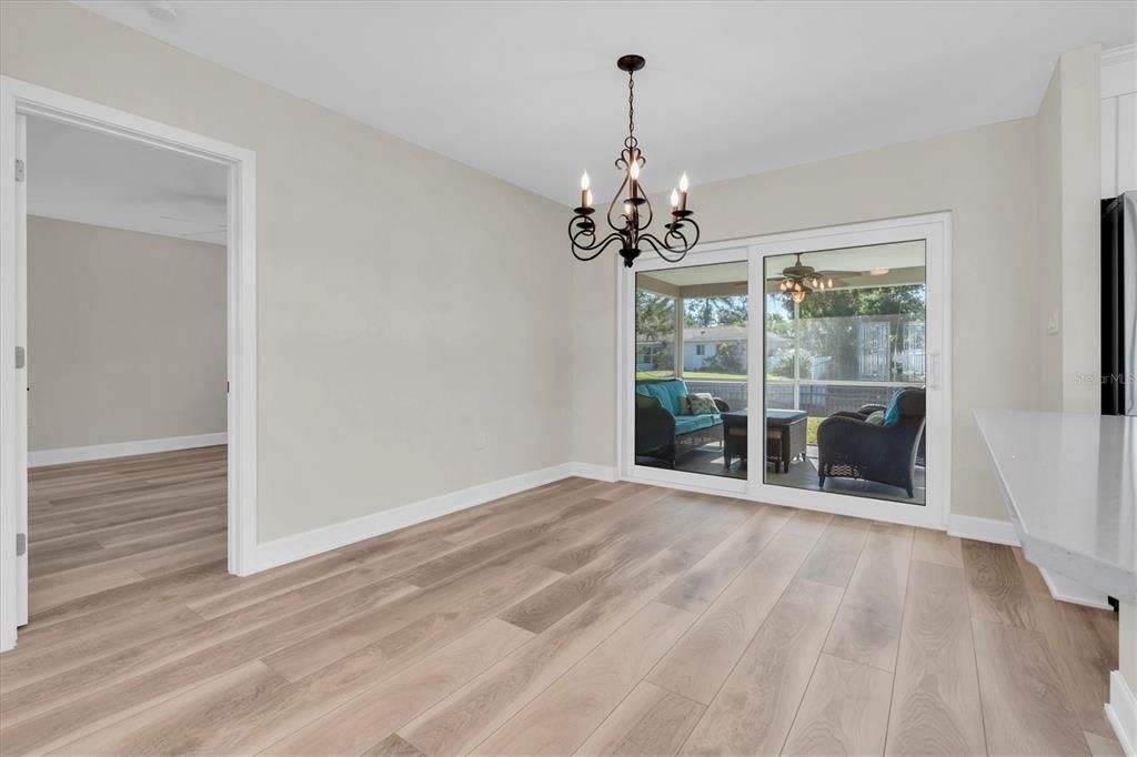 En Venta: $790,000 (3 camas, 2 baños, 1407 Pies cuadrados)