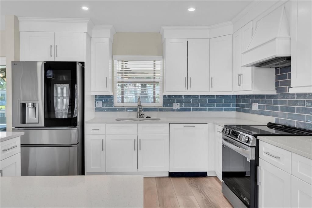 En Venta: $790,000 (3 camas, 2 baños, 1407 Pies cuadrados)