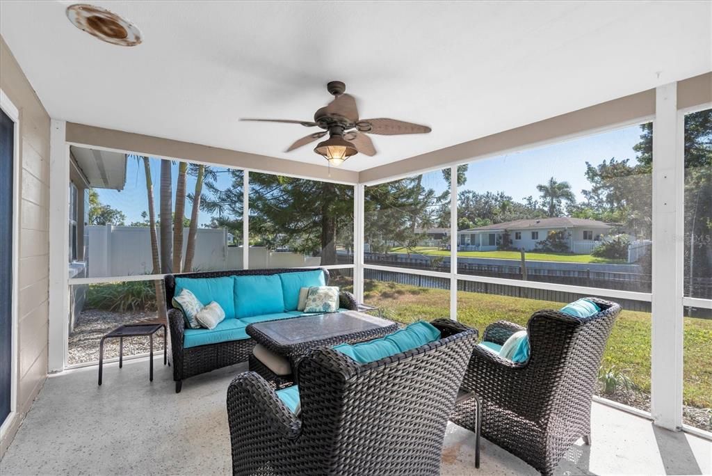 En Venta: $790,000 (3 camas, 2 baños, 1407 Pies cuadrados)