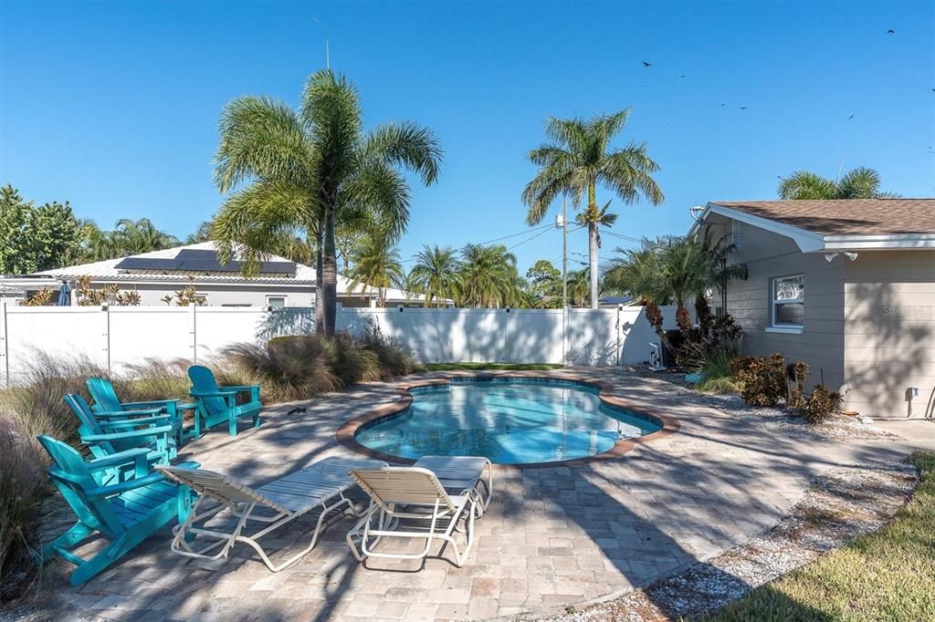 En Venta: $790,000 (3 camas, 2 baños, 1407 Pies cuadrados)