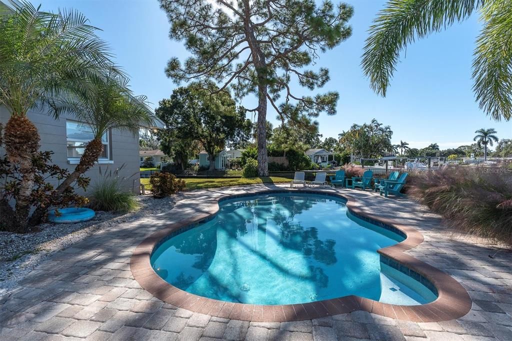 En Venta: $790,000 (3 camas, 2 baños, 1407 Pies cuadrados)