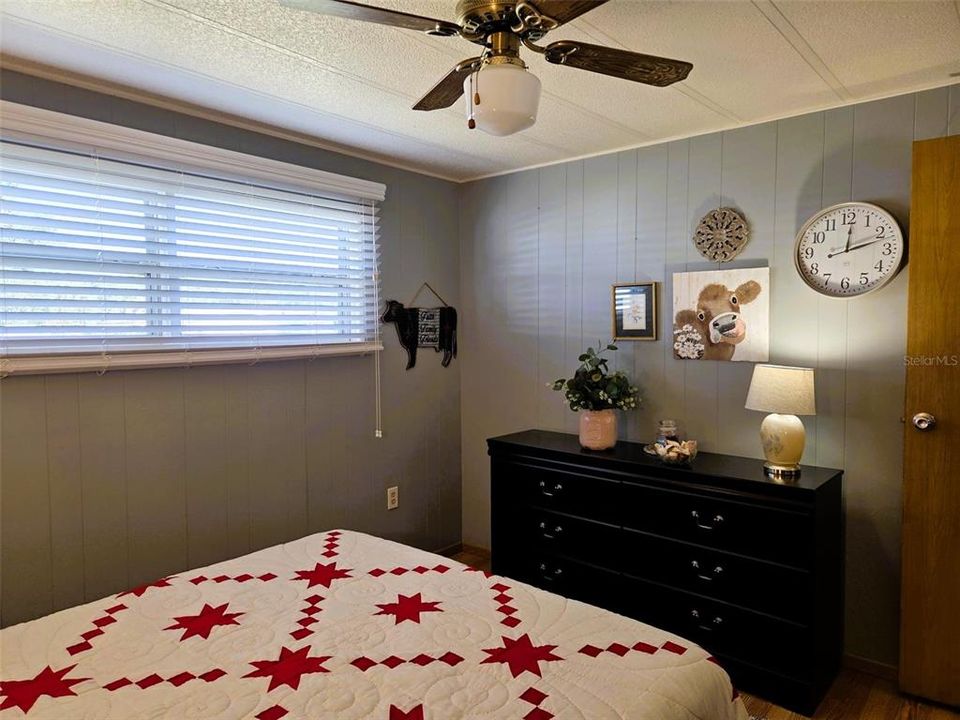 For Sale: $200,000 (2 beds, 2 baths, 1150 Square Feet)