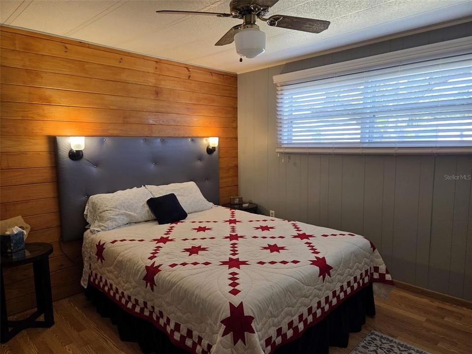 For Sale: $200,000 (2 beds, 2 baths, 1150 Square Feet)