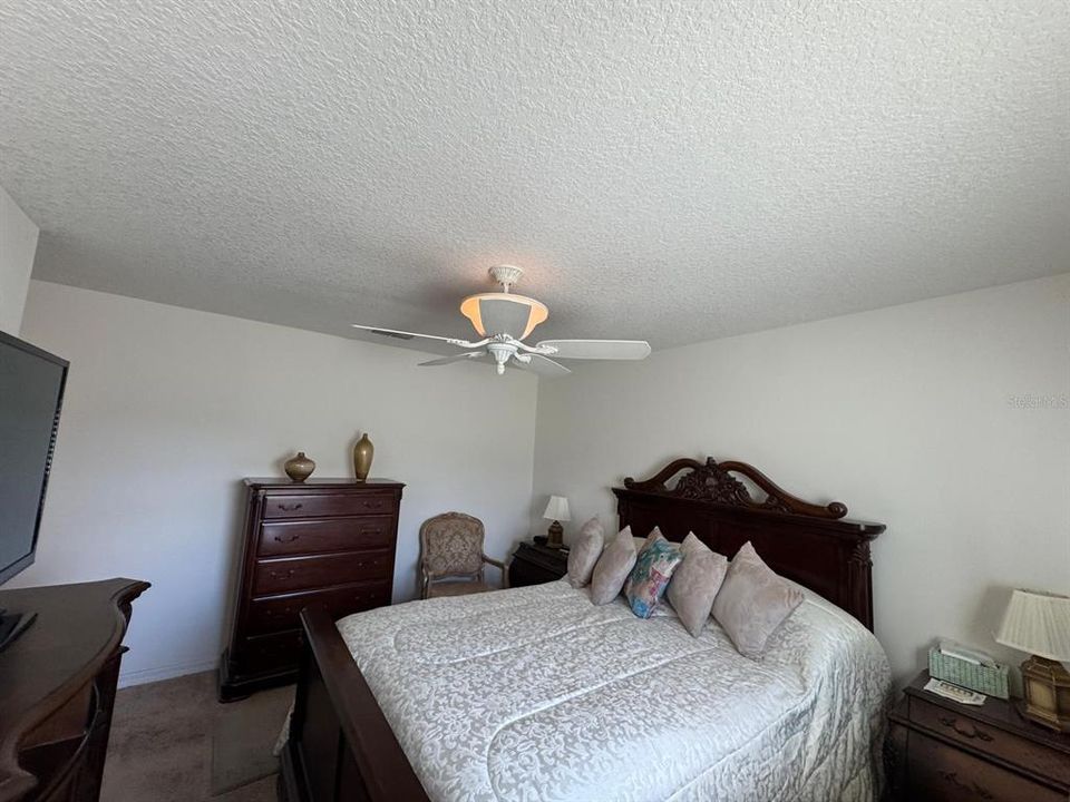 Active With Contract: $289,000 (3 beds, 2 baths, 1244 Square Feet)