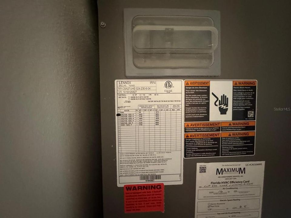 Active With Contract: $289,000 (3 beds, 2 baths, 1244 Square Feet)