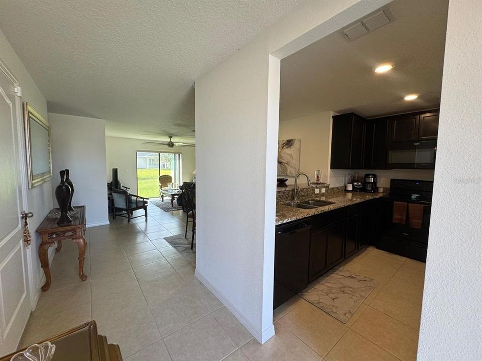 Active With Contract: $289,000 (3 beds, 2 baths, 1244 Square Feet)