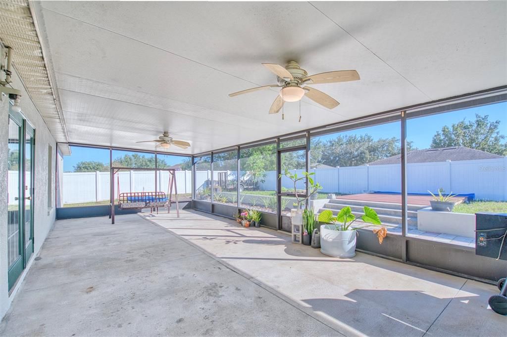 For Sale: $420,000 (4 beds, 2 baths, 2452 Square Feet)