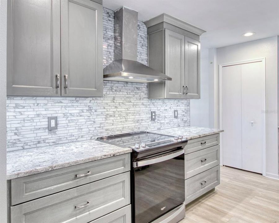 For Sale: $420,000 (4 beds, 2 baths, 2452 Square Feet)