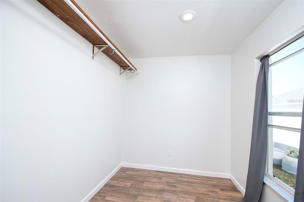 For Sale: $420,000 (4 beds, 2 baths, 2452 Square Feet)