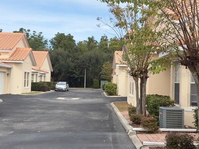 待售: $220,000 (2 贝兹, 2 浴室, 1057 平方英尺)