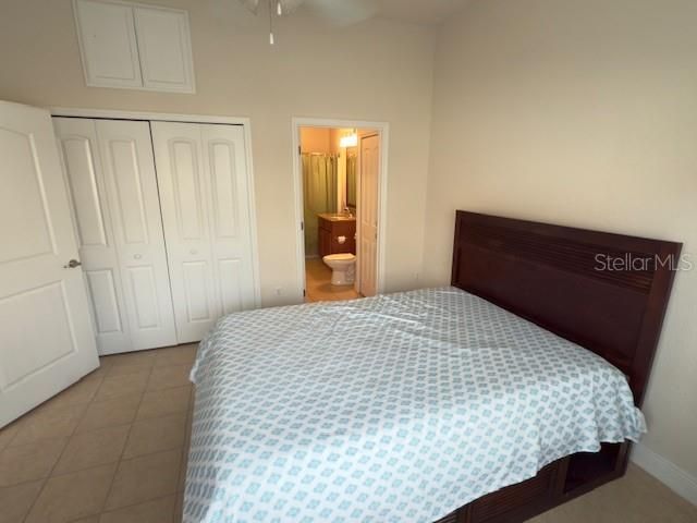 待售: $220,000 (2 贝兹, 2 浴室, 1057 平方英尺)