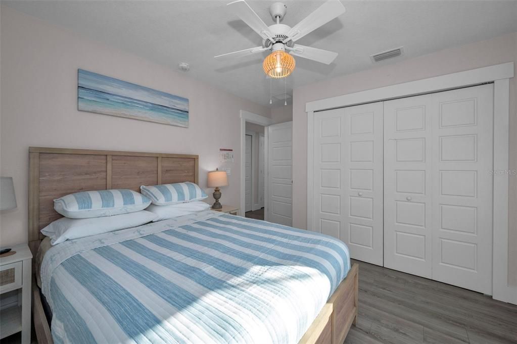 На продажу: $1,890,000 (6 спален, 0 ванн, 3060 Квадратных фут)