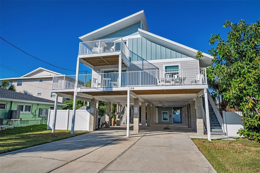 На продажу: $1,890,000 (6 спален, 0 ванн, 3060 Квадратных фут)