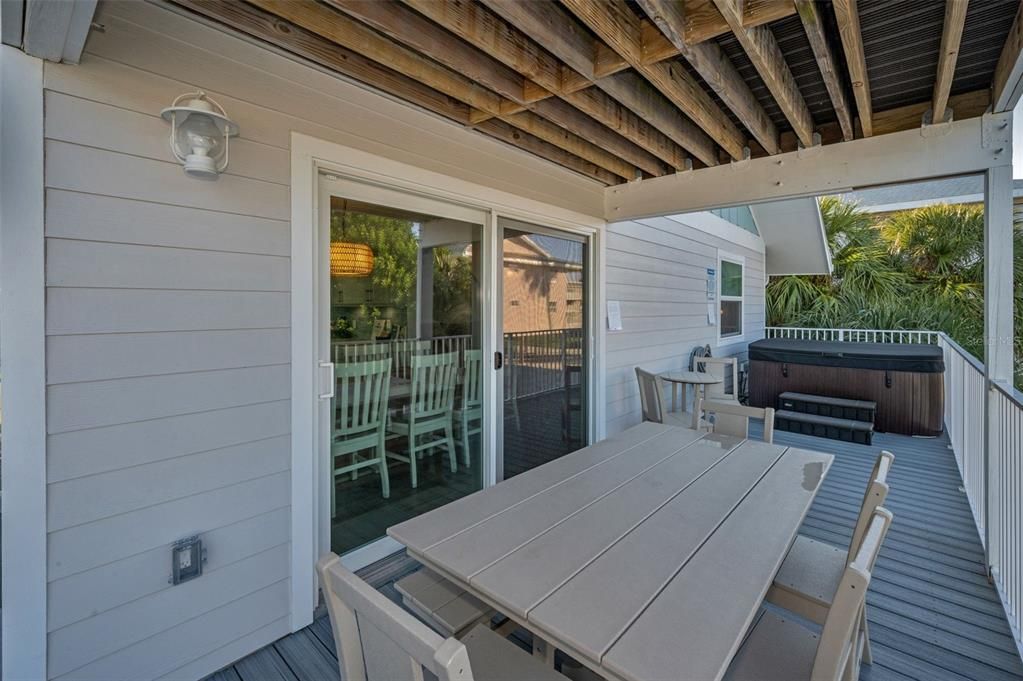 На продажу: $1,890,000 (6 спален, 0 ванн, 3060 Квадратных фут)