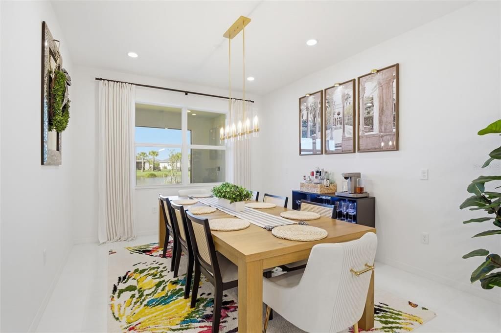 En Venta: $889,700 (4 camas, 3 baños, 2836 Pies cuadrados)