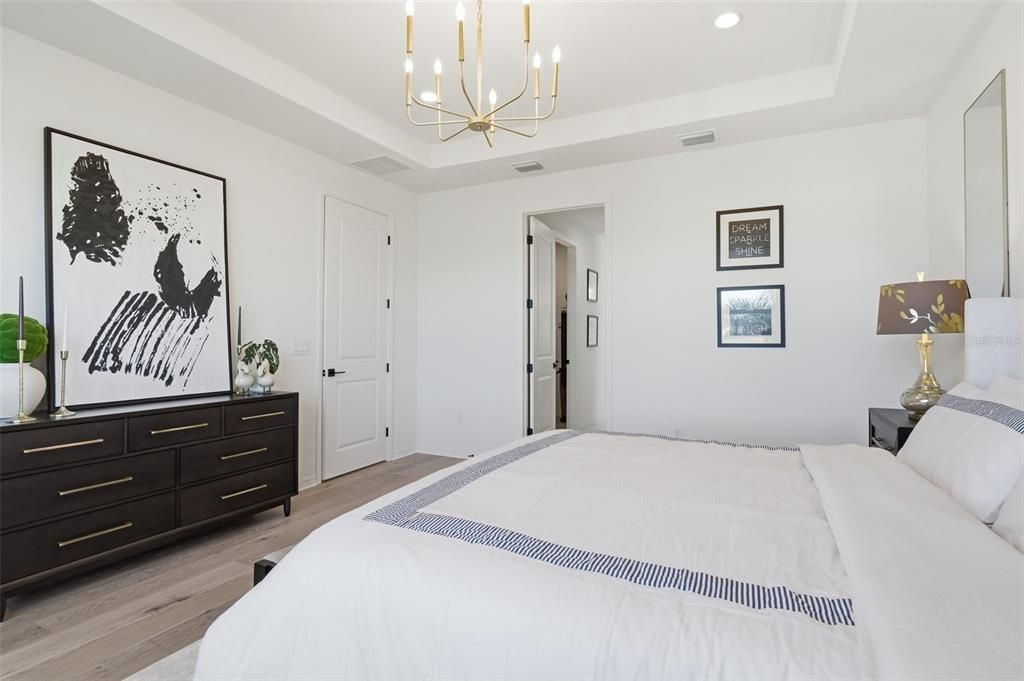 En Venta: $889,700 (4 camas, 3 baños, 2836 Pies cuadrados)