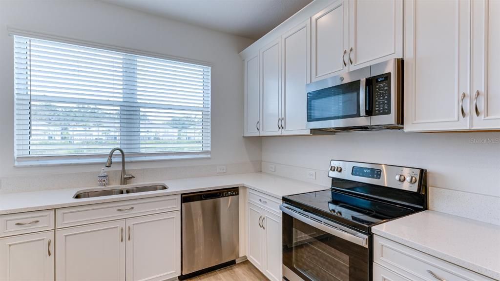 Active With Contract: $2,395 (3 beds, 2 baths, 1910 Square Feet)