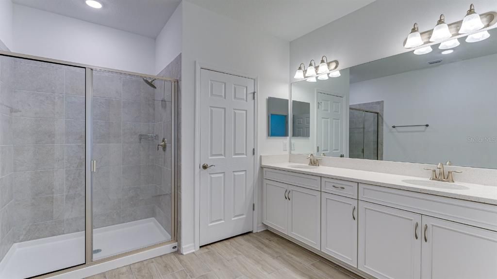 Active With Contract: $2,395 (3 beds, 2 baths, 1910 Square Feet)