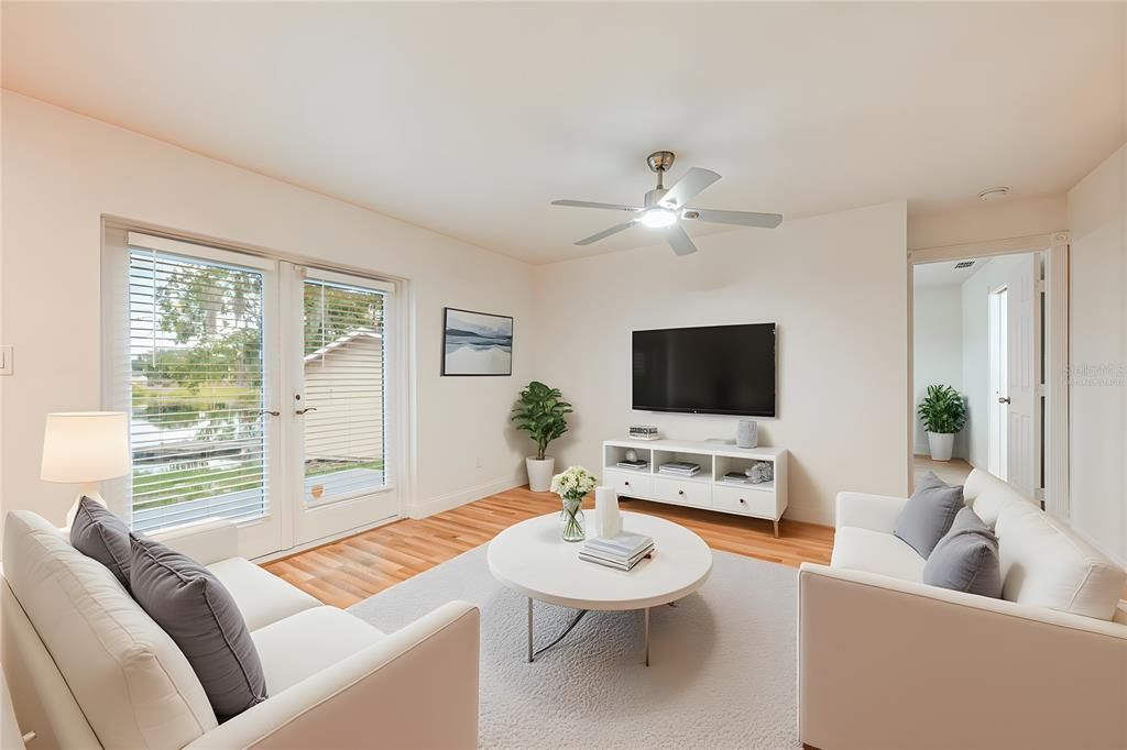 For Sale: $499,000 (6 beds, 4 baths, 2660 Square Feet)