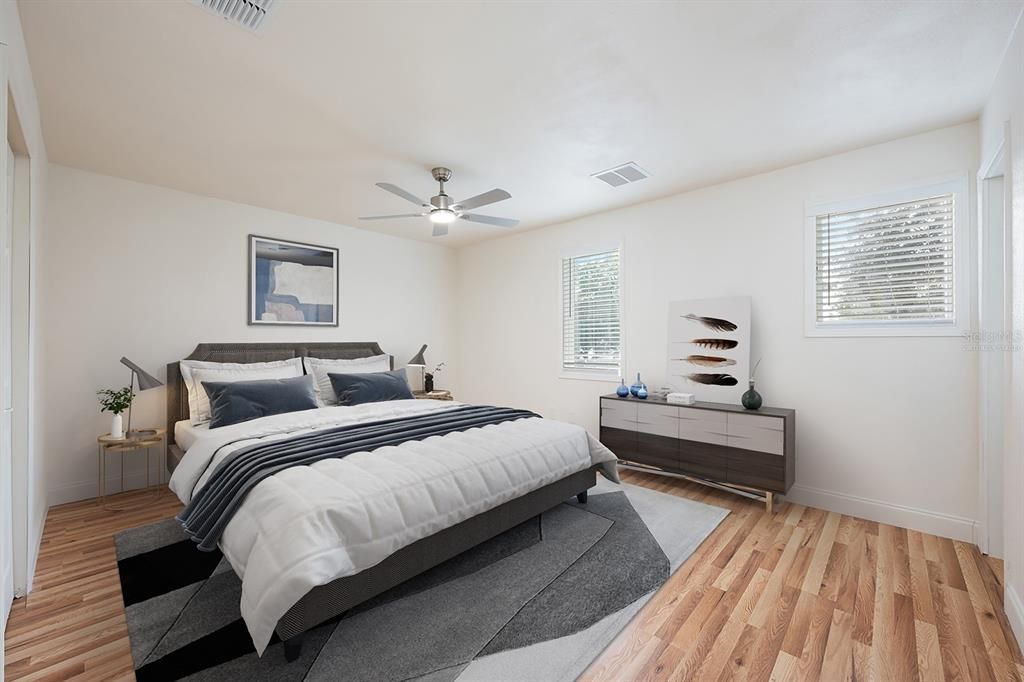 For Sale: $499,000 (6 beds, 4 baths, 2660 Square Feet)