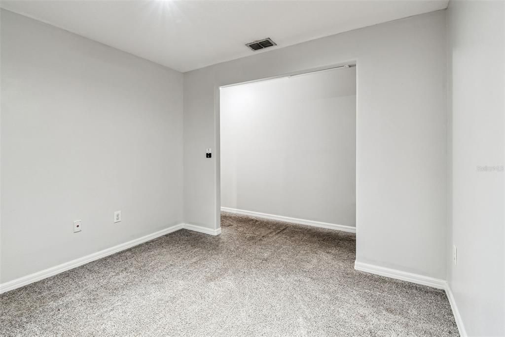 En Venta: $187,500 (2 camas, 2 baños, 1561 Pies cuadrados)