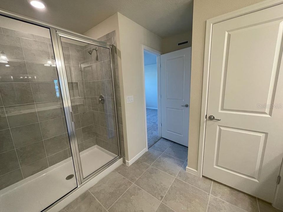 出租: $2,600 (3 贝兹, 2 浴室, 1907 平方英尺)