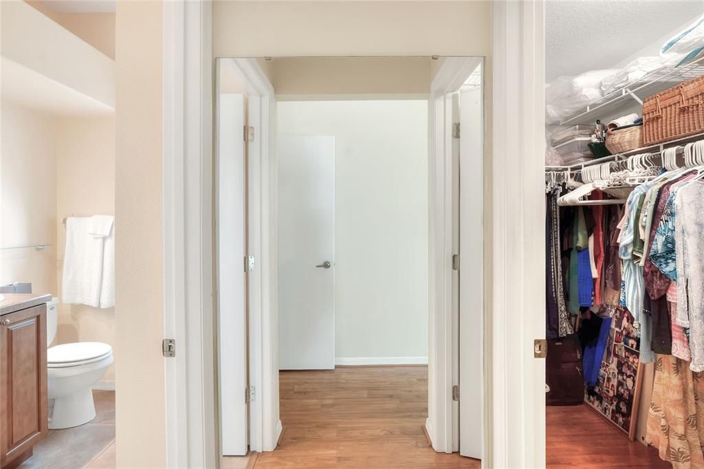 Activo con contrato: $274,000 (2 camas, 2 baños, 1572 Pies cuadrados)