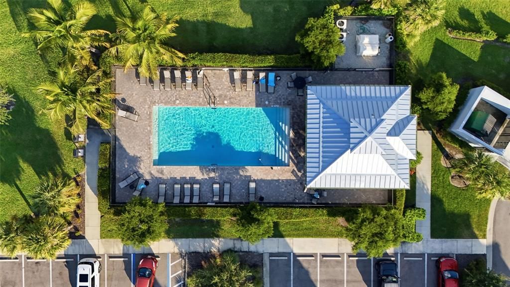 Под контрактом: $225,000 (2 спален, 2 ванн, 1194 Квадратных фут)