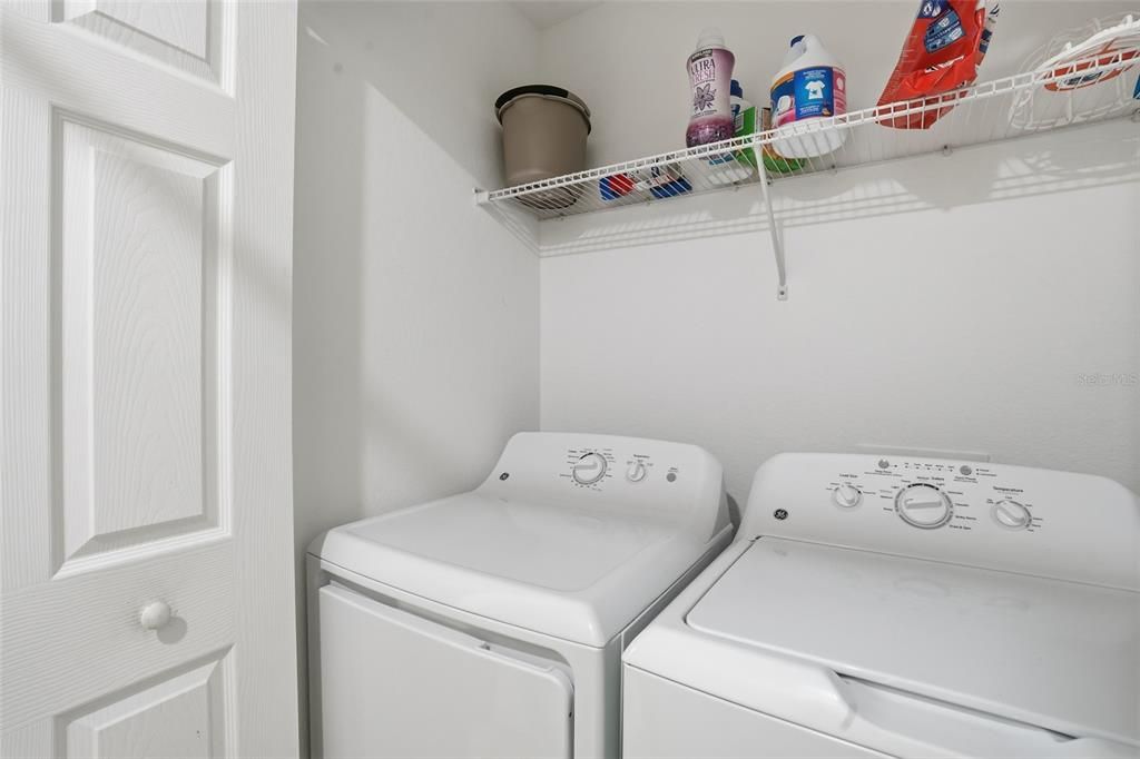 Под контрактом: $225,000 (2 спален, 2 ванн, 1194 Квадратных фут)