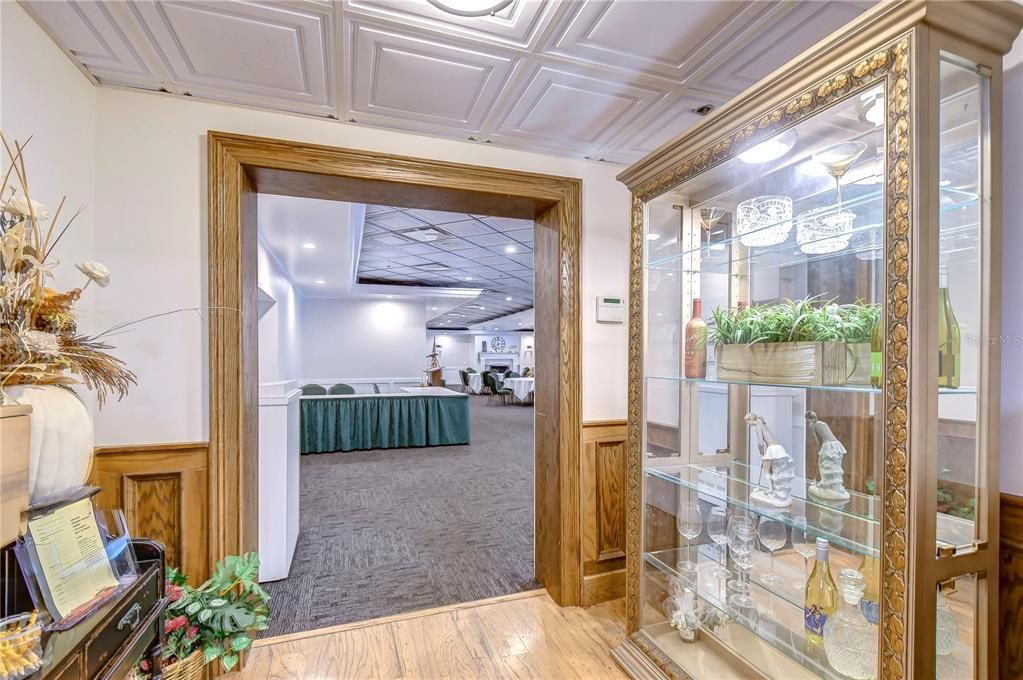 На продажу: $258,900 (2 спален, 2 ванн, 1346 Квадратных фут)