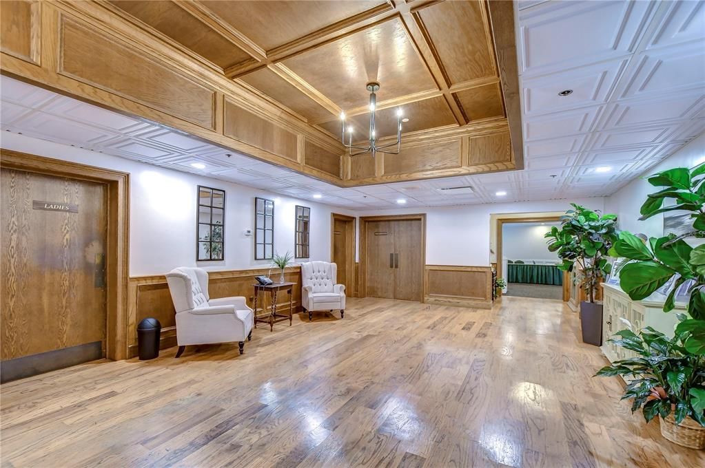 На продажу: $258,900 (2 спален, 2 ванн, 1346 Квадратных фут)