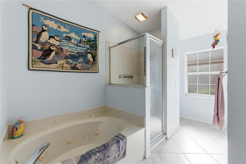 For Sale: $405,000 (3 beds, 2 baths, 1792 Square Feet)