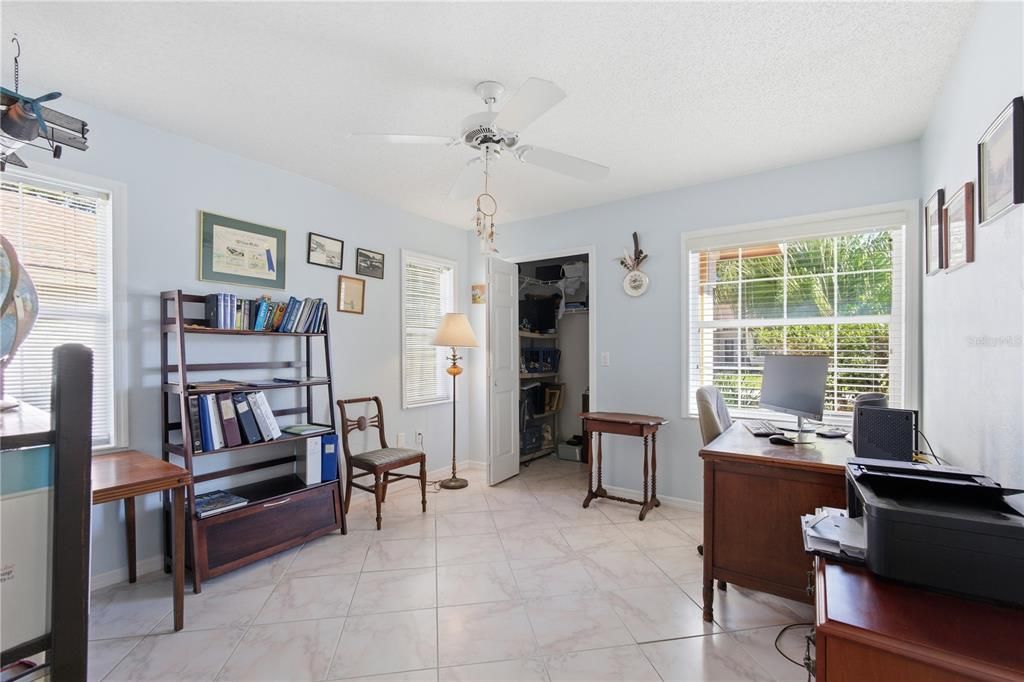 For Sale: $405,000 (3 beds, 2 baths, 1792 Square Feet)