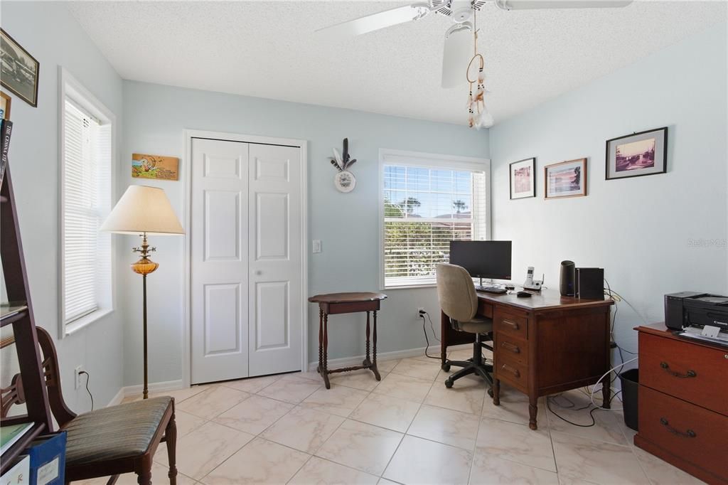 For Sale: $405,000 (3 beds, 2 baths, 1792 Square Feet)