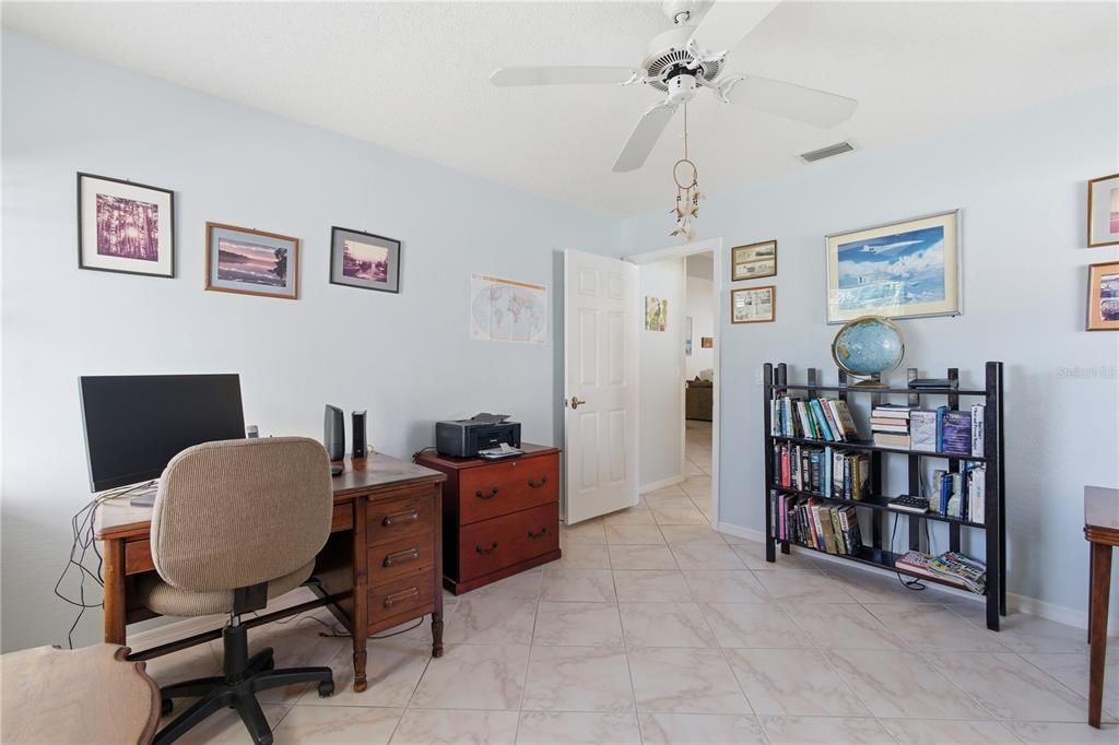 For Sale: $405,000 (3 beds, 2 baths, 1792 Square Feet)