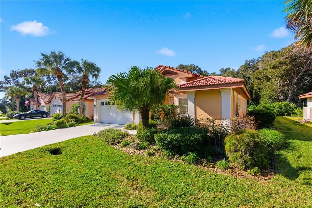 For Sale: $405,000 (3 beds, 2 baths, 1792 Square Feet)