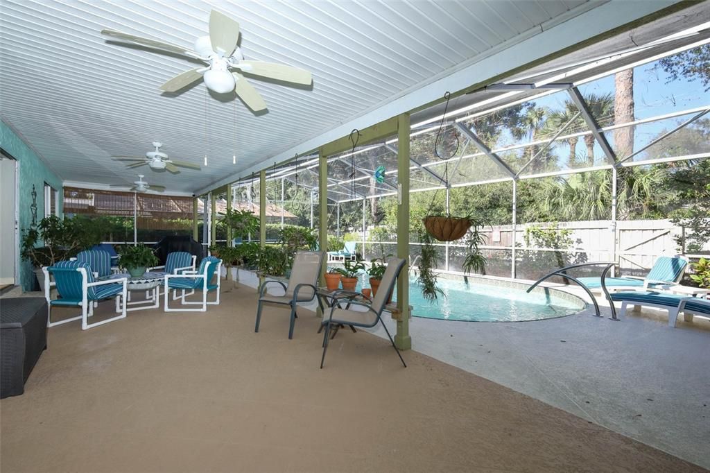 На продажу: $450,000 (3 спален, 2 ванн, 1602 Квадратных фут)