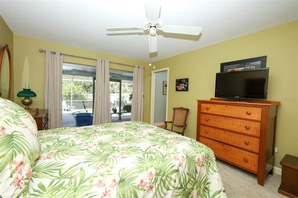 На продажу: $450,000 (3 спален, 2 ванн, 1602 Квадратных фут)