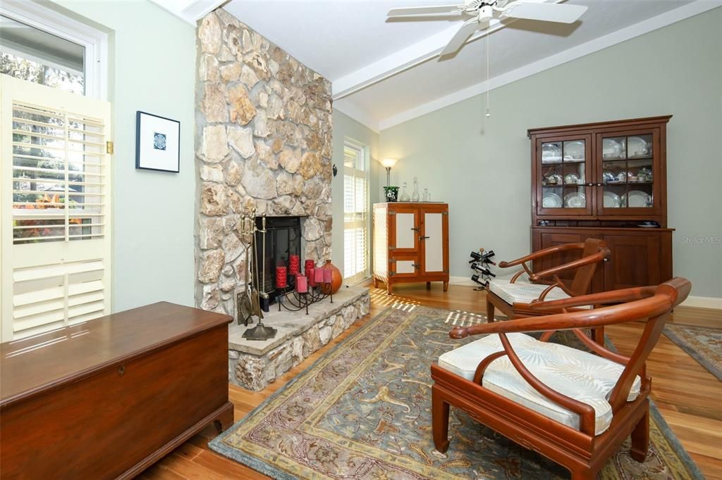 На продажу: $450,000 (3 спален, 2 ванн, 1602 Квадратных фут)