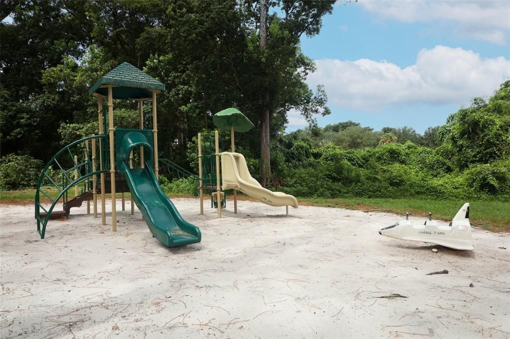 На продажу: $450,000 (3 спален, 2 ванн, 1602 Квадратных фут)