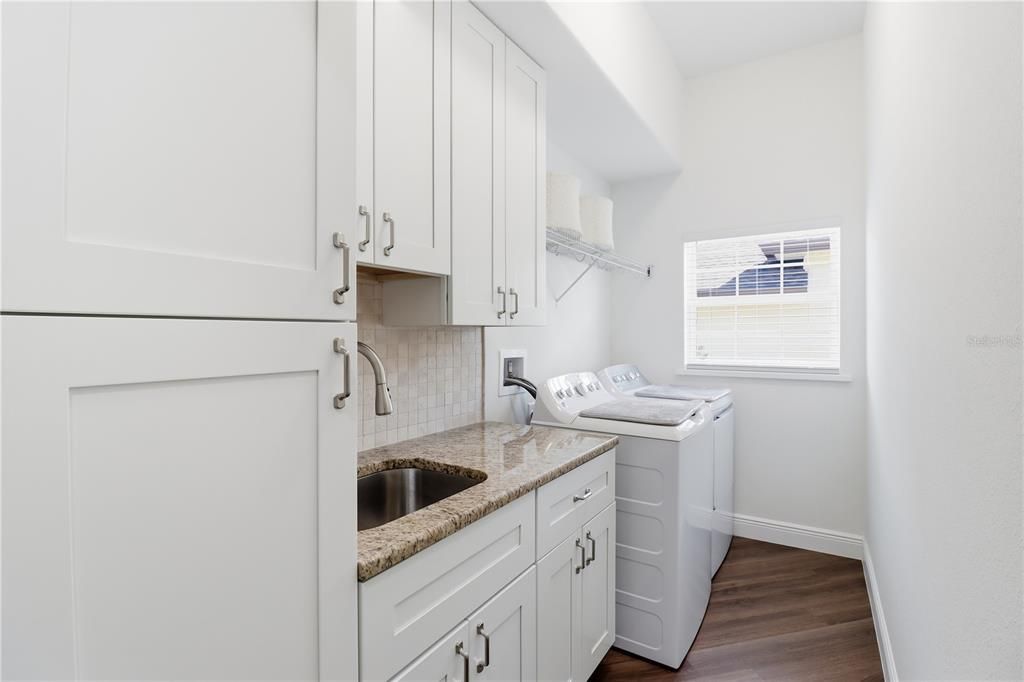 En Venta: $369,900 (3 camas, 2 baños, 1738 Pies cuadrados)