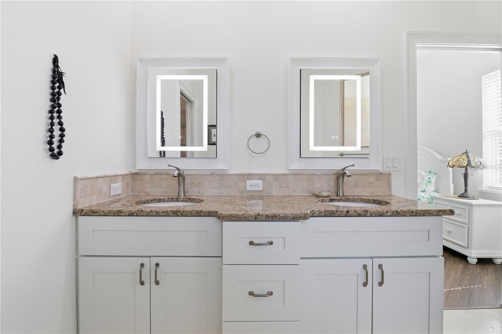 En Venta: $369,900 (3 camas, 2 baños, 1738 Pies cuadrados)