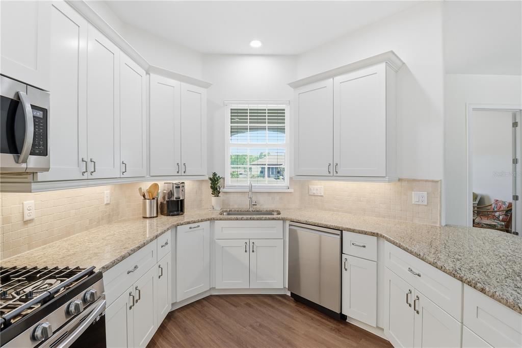 En Venta: $369,900 (3 camas, 2 baños, 1738 Pies cuadrados)