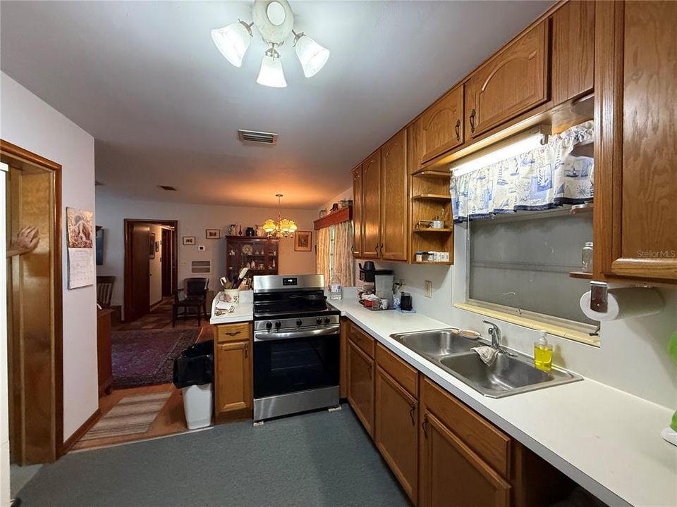 На продажу: $279,900 (3 спален, 2 ванн, 1584 Квадратных фут)